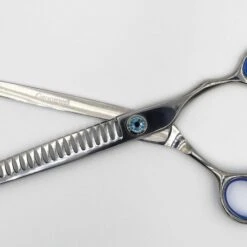 Groomers Topaz Groomers Topaz 7" 23T Chunker Scissors -Clippers Shop groomers topaz 7 23t chunker scissors p17338 11418 medium